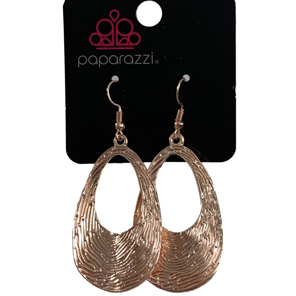 Paparazzi Earrings Rose Gold Color Dangle Textured Oval Hoops Pierce Shiny Bling